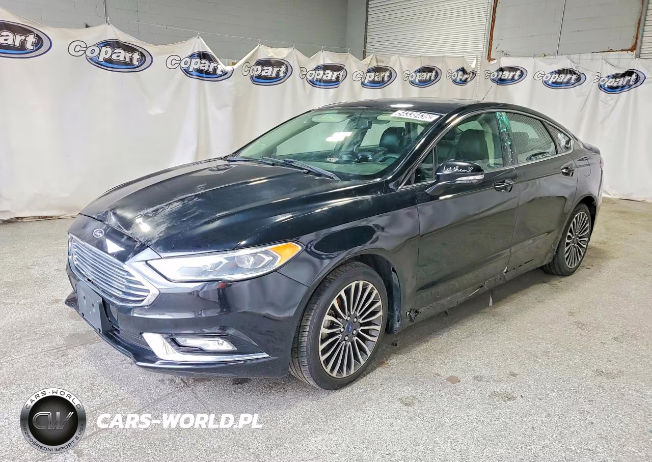 2017 Ford Fusion Titanium – zdjęcie 1 z 12