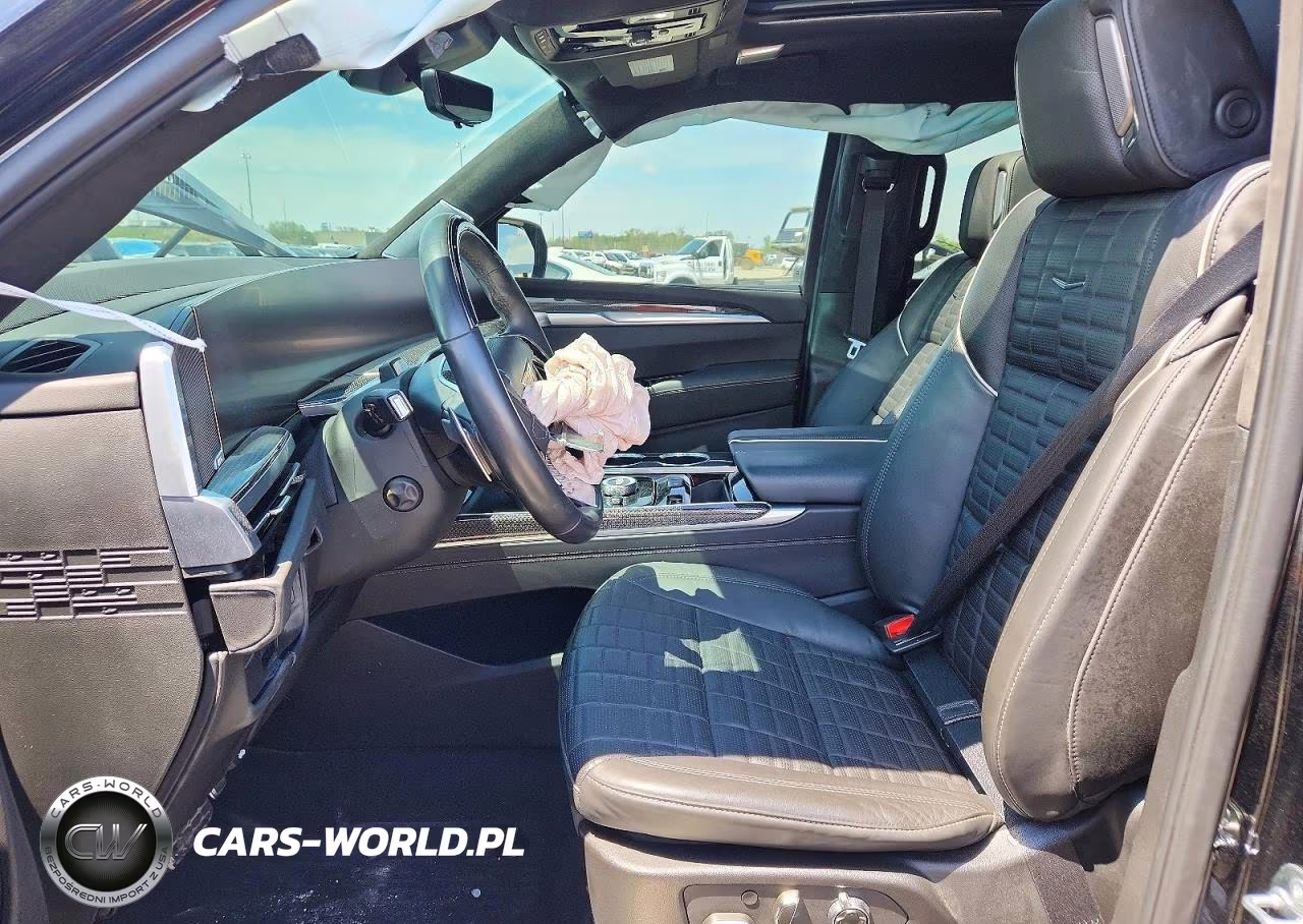 2025 Cadillac Escalade V VIN:1GYS9HR93SR122780 - 7