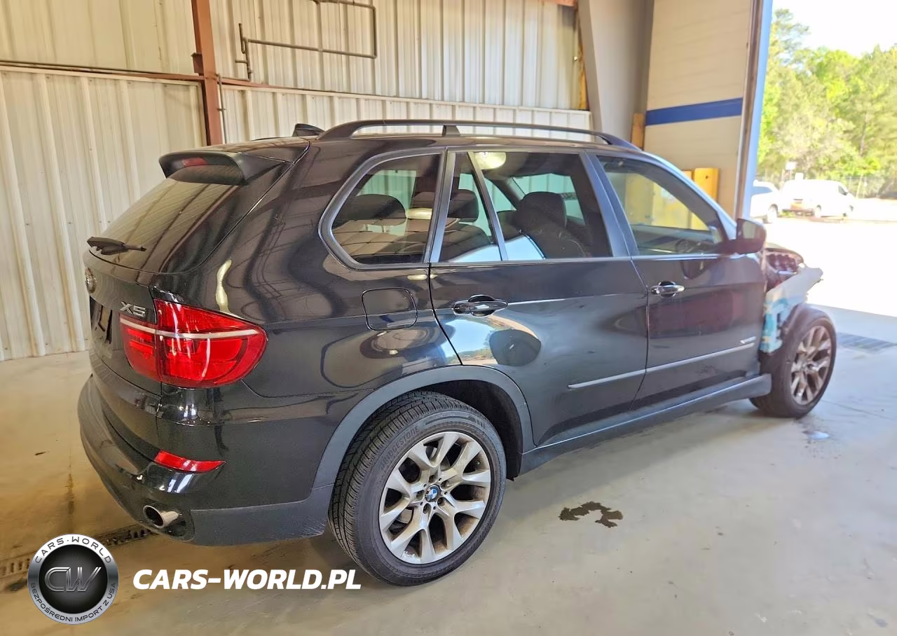 2012 BMW X5 xDrive35I VIN:5UXZV4C59CL991854 - 3
