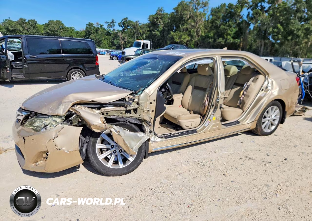 2012 Toyota Camry Xle V6 – zdjęcie 1 z 13