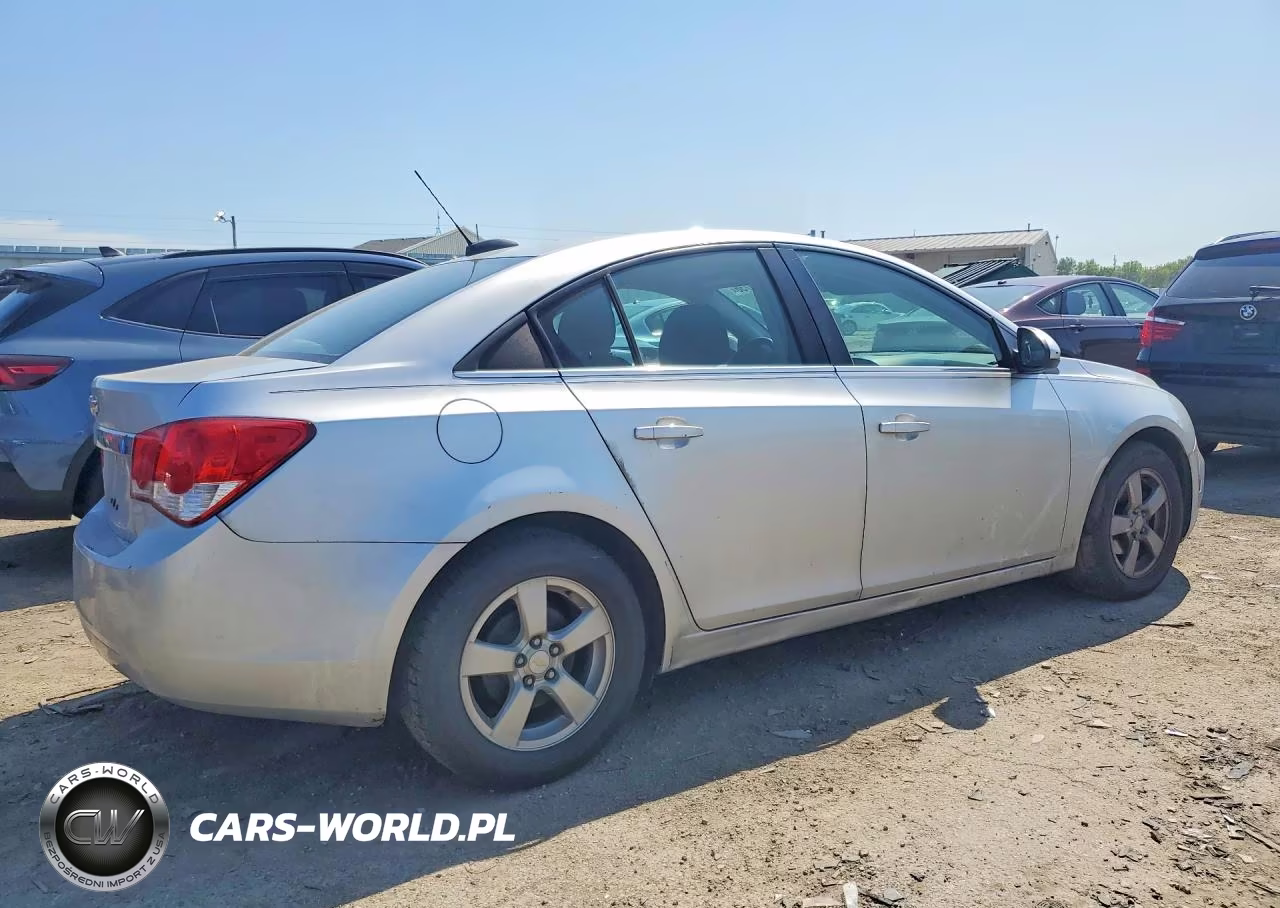 2016 CHEVROLET CRUZE LIMITED LT VIN:1G1PE5SB0G7191537 - 3
