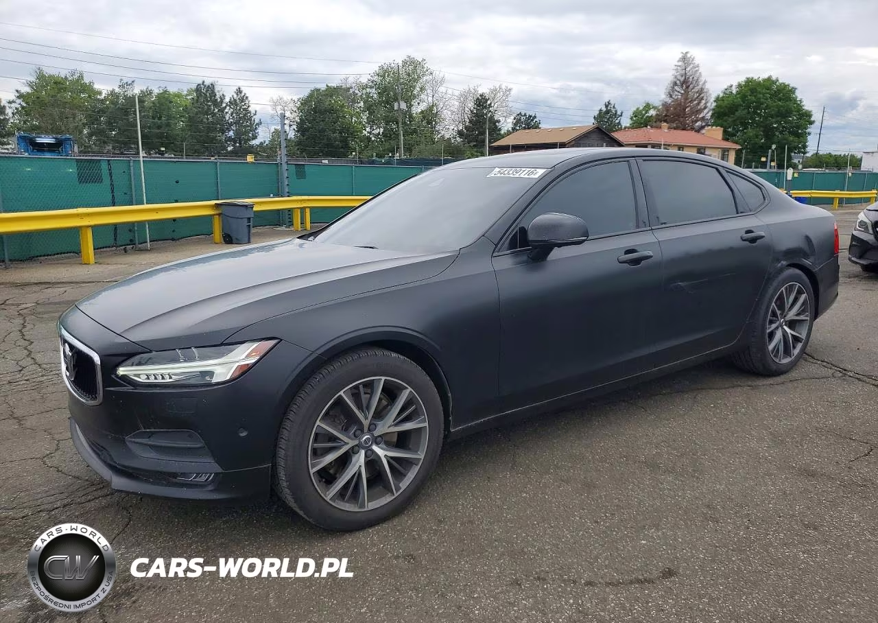 2018 Volvo S90 T6 Momentum – zdjęcie 1 z 12
