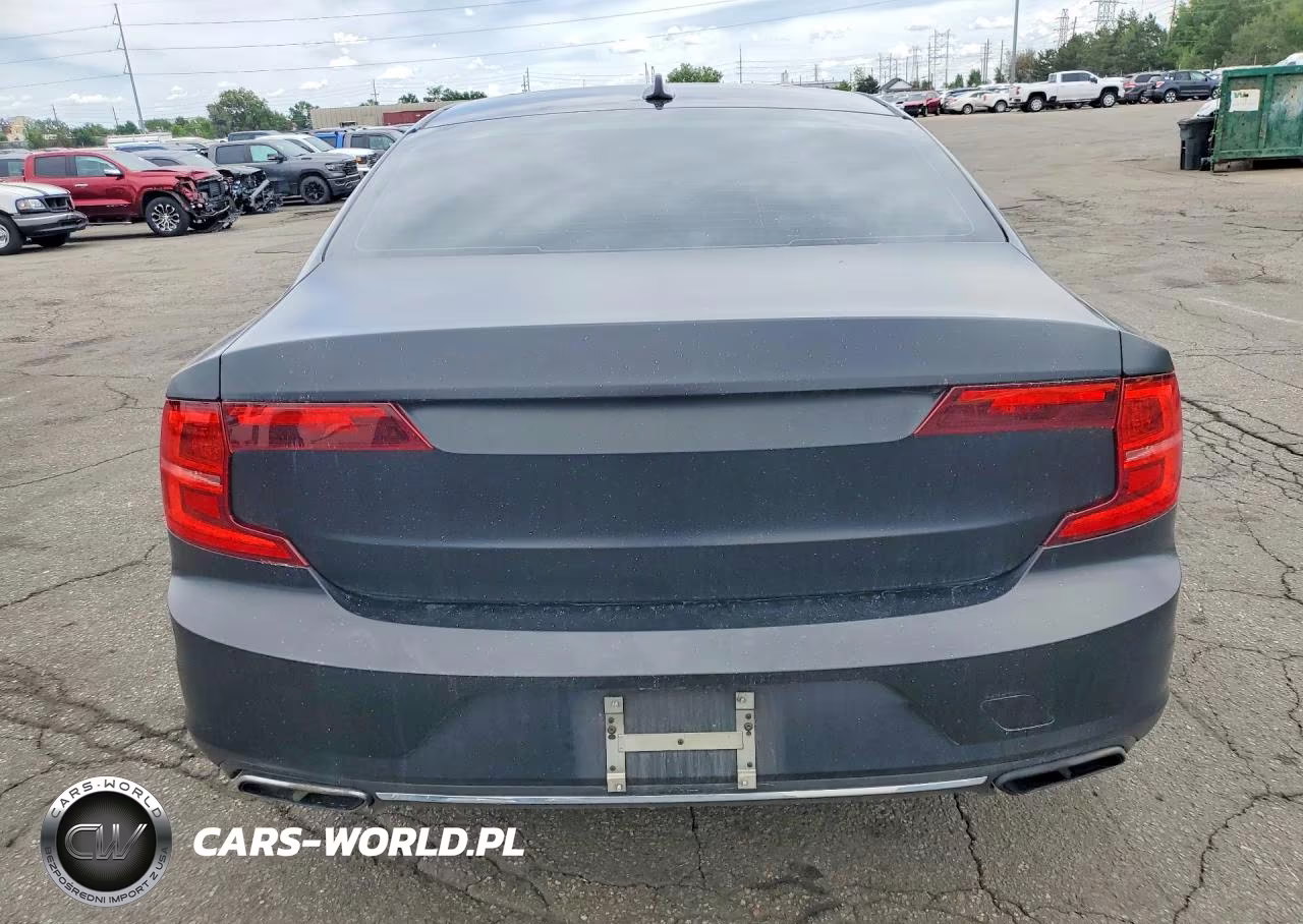 2018 Volvo S90 T6 Momentum VIN:LVY992MK4JP027899 - 6