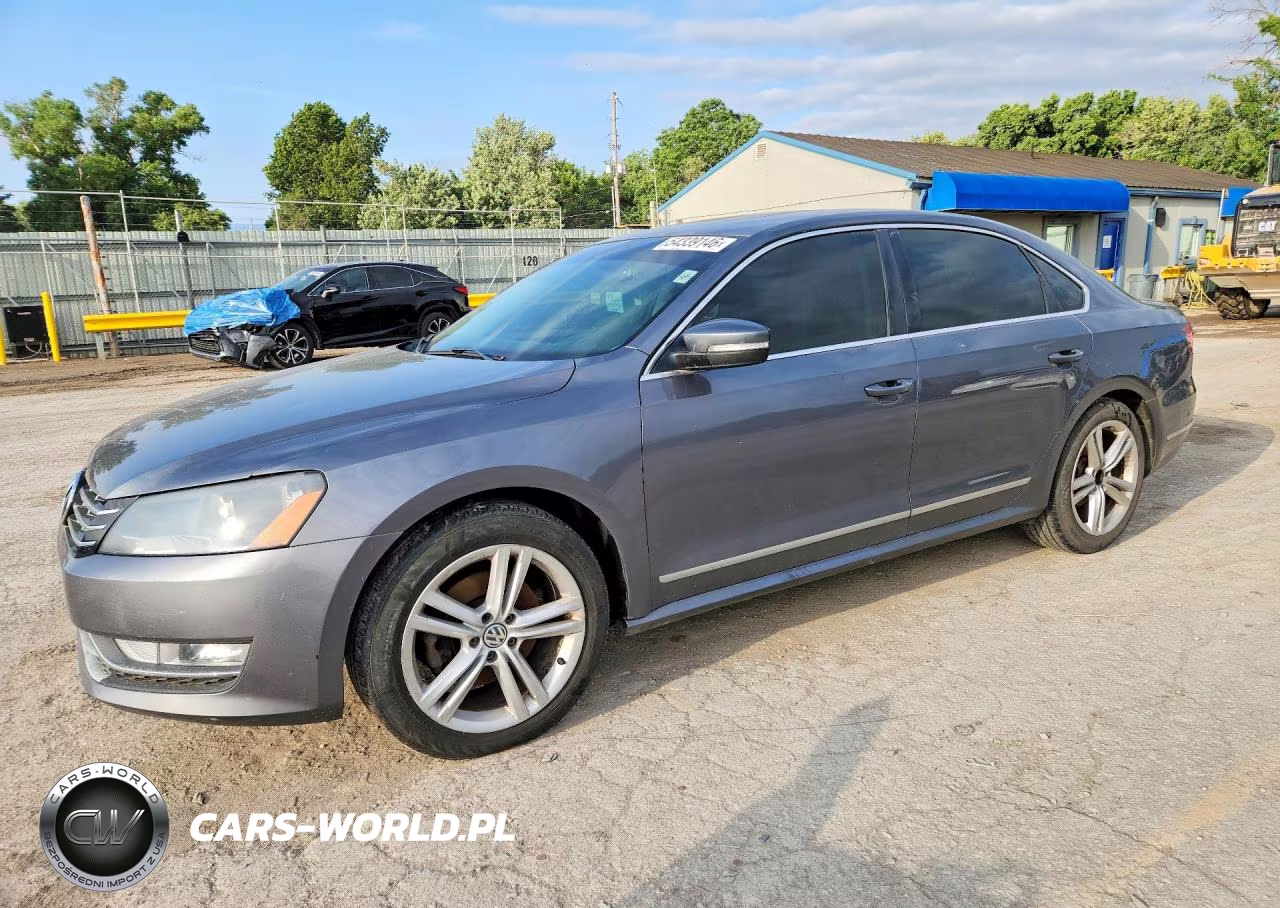 2013 Volkswagen Passat Sel