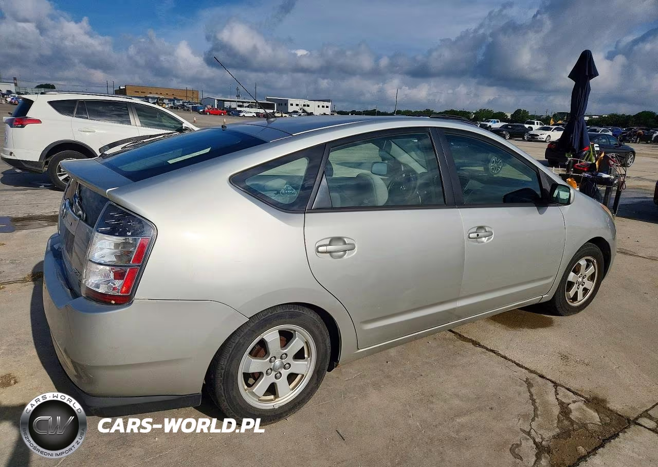2005 Toyota Prius Base VIN:JTDKB20U353008410 - 3