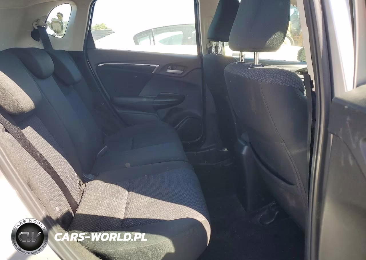 2019 Honda Fit Lx VIN:3HGGK5H44KM721372 - 10