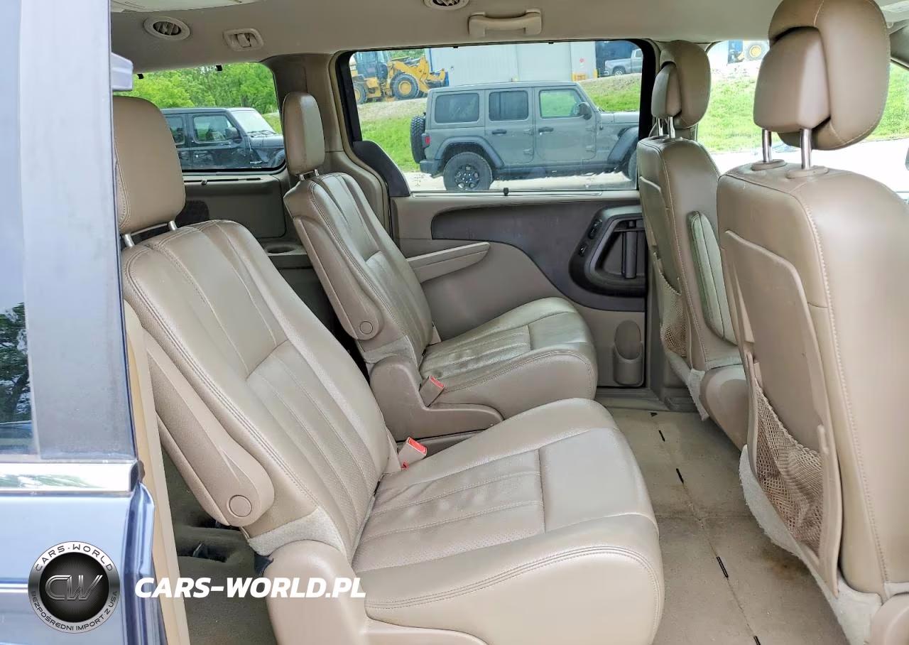 2014 Chrysler Town & Country Touring L VIN:2C4RC1CG6ER112912 - 11