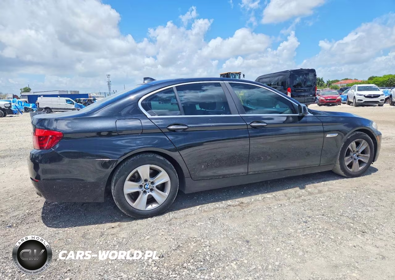 2013 BMW 528 I VIN:WBAXG5C5XDD229831 - 3