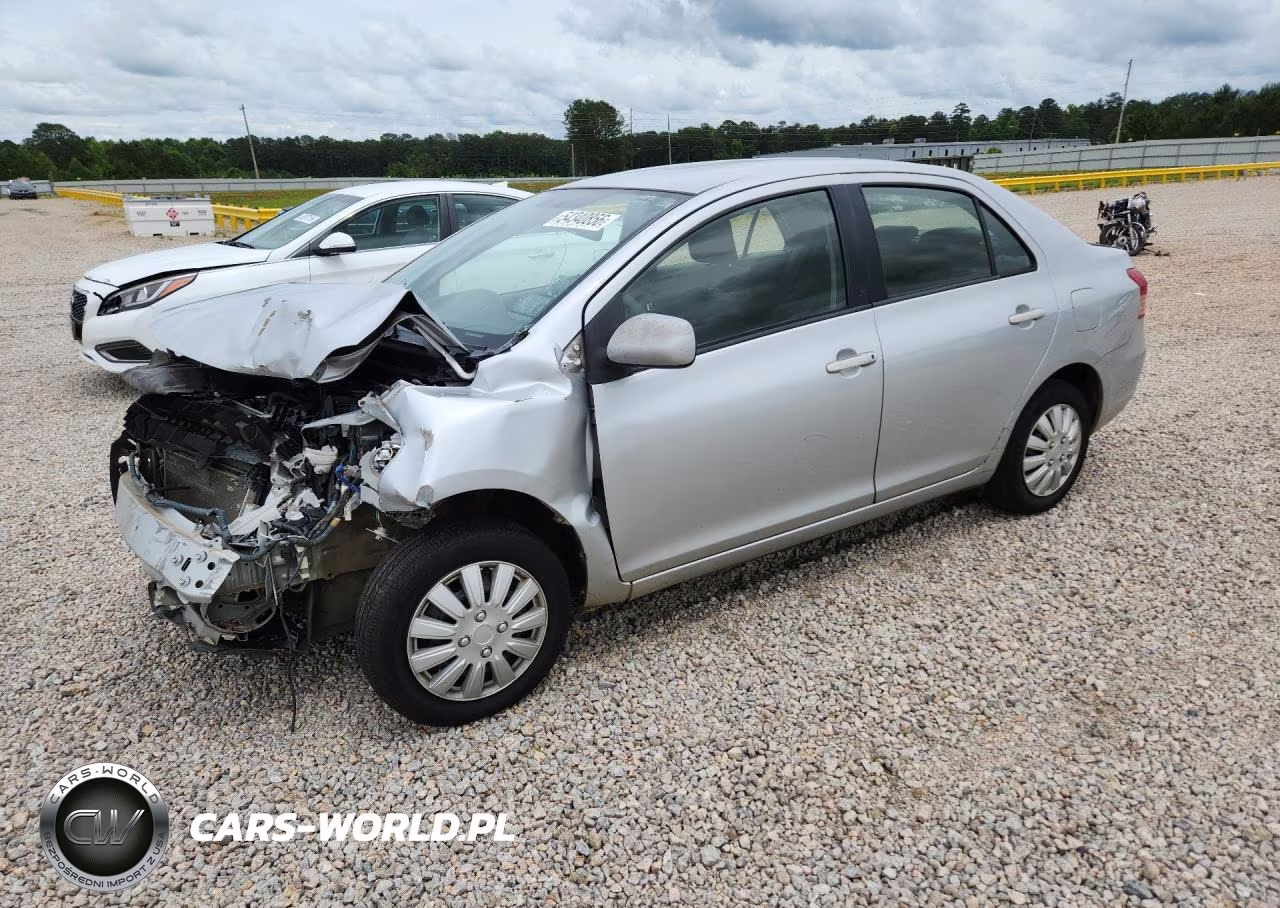 2009 Toyota Yaris Base