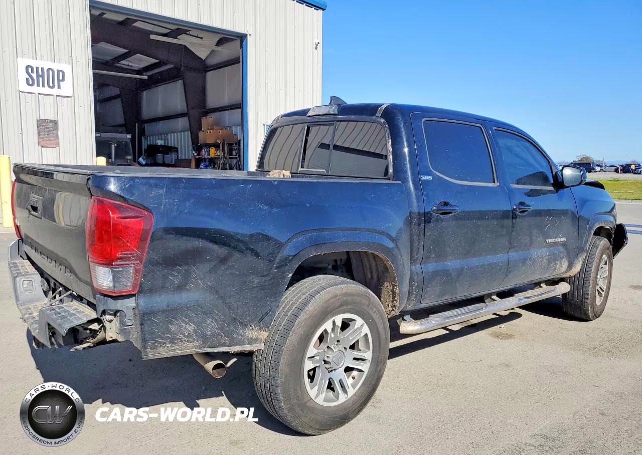2016 Toyota Tacoma Double Cab VIN:3TMCZ5AN2GM002205 - 3