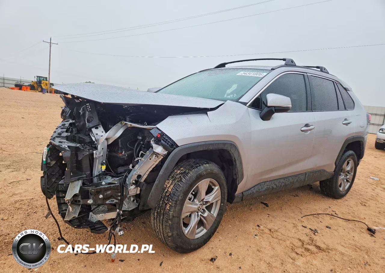 2024 Toyota Rav4 Xle – zdjęcie 1 z 14