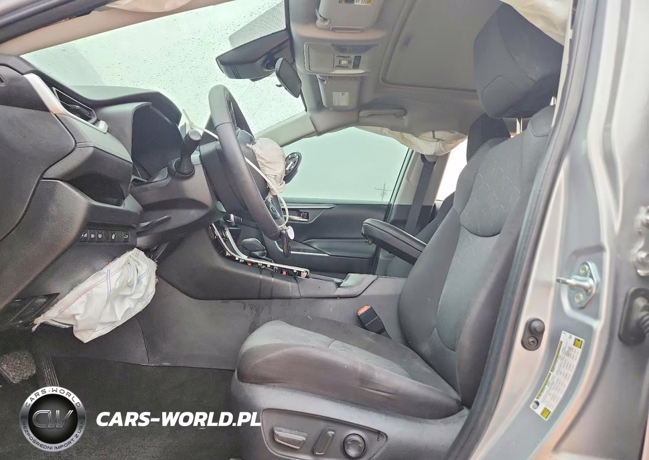 2024 Toyota Rav4 Xle VIN:2T3P1RFV0RC443570 - 7