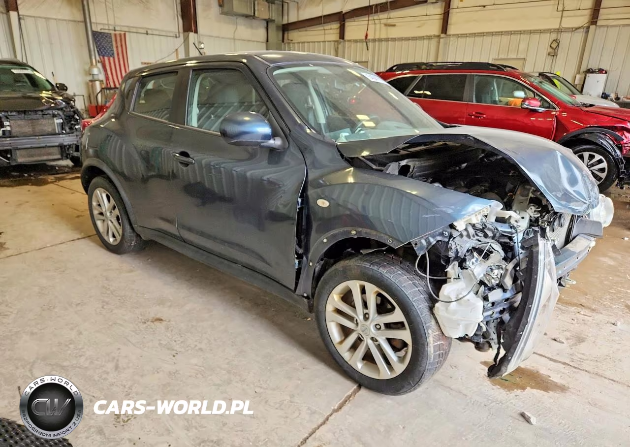 2014 Nissan Juke S VIN:JN8AF5MV1ET484275 - 4