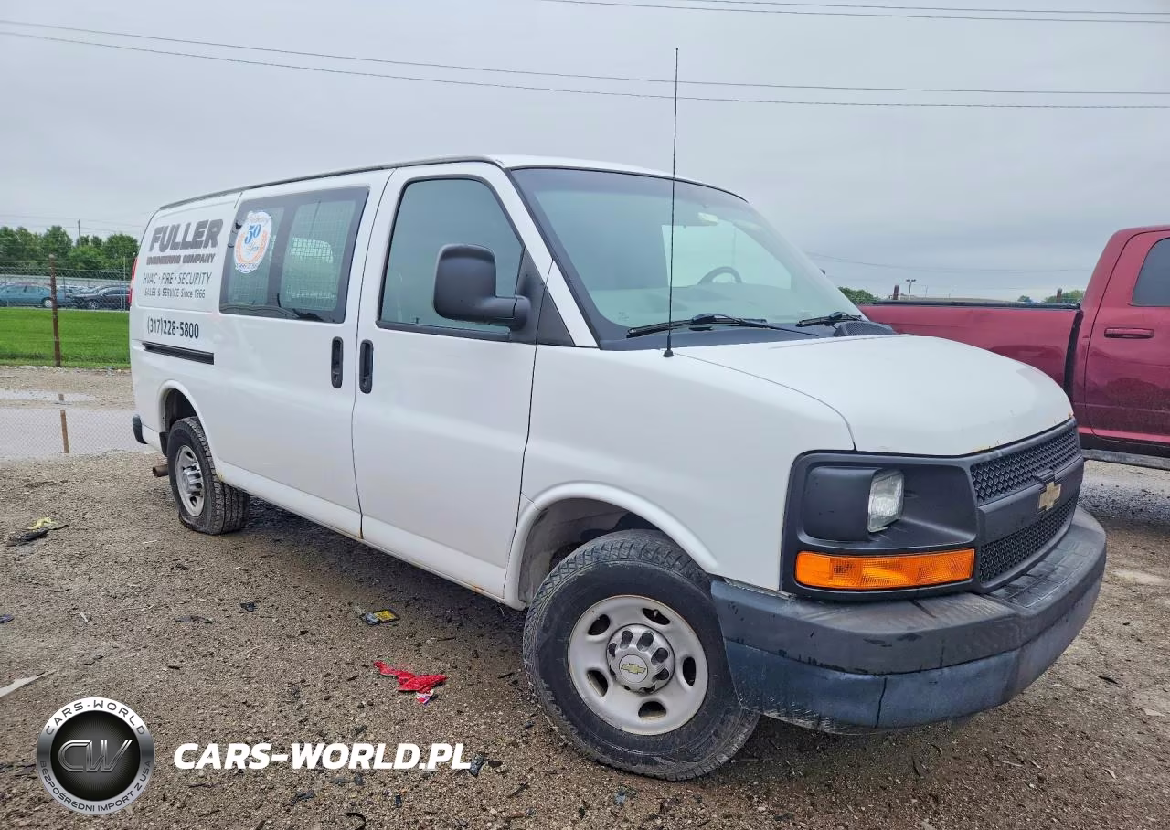 2013 Chevrolet Express G2500 VIN:1GCWGFCA2D1117933 - 4