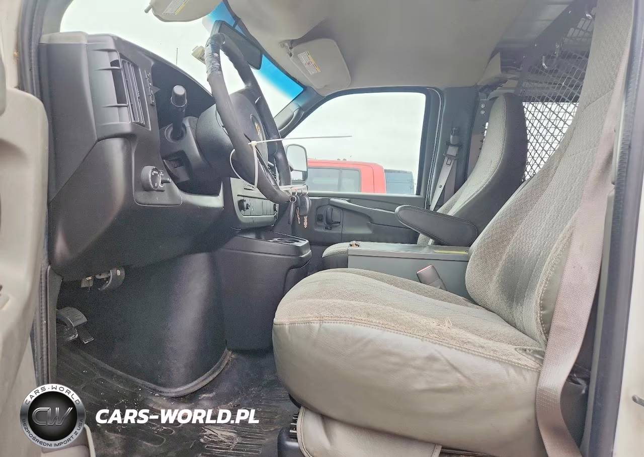 2013 Chevrolet Express G2500 VIN:1GCWGFCA2D1117933 - 7