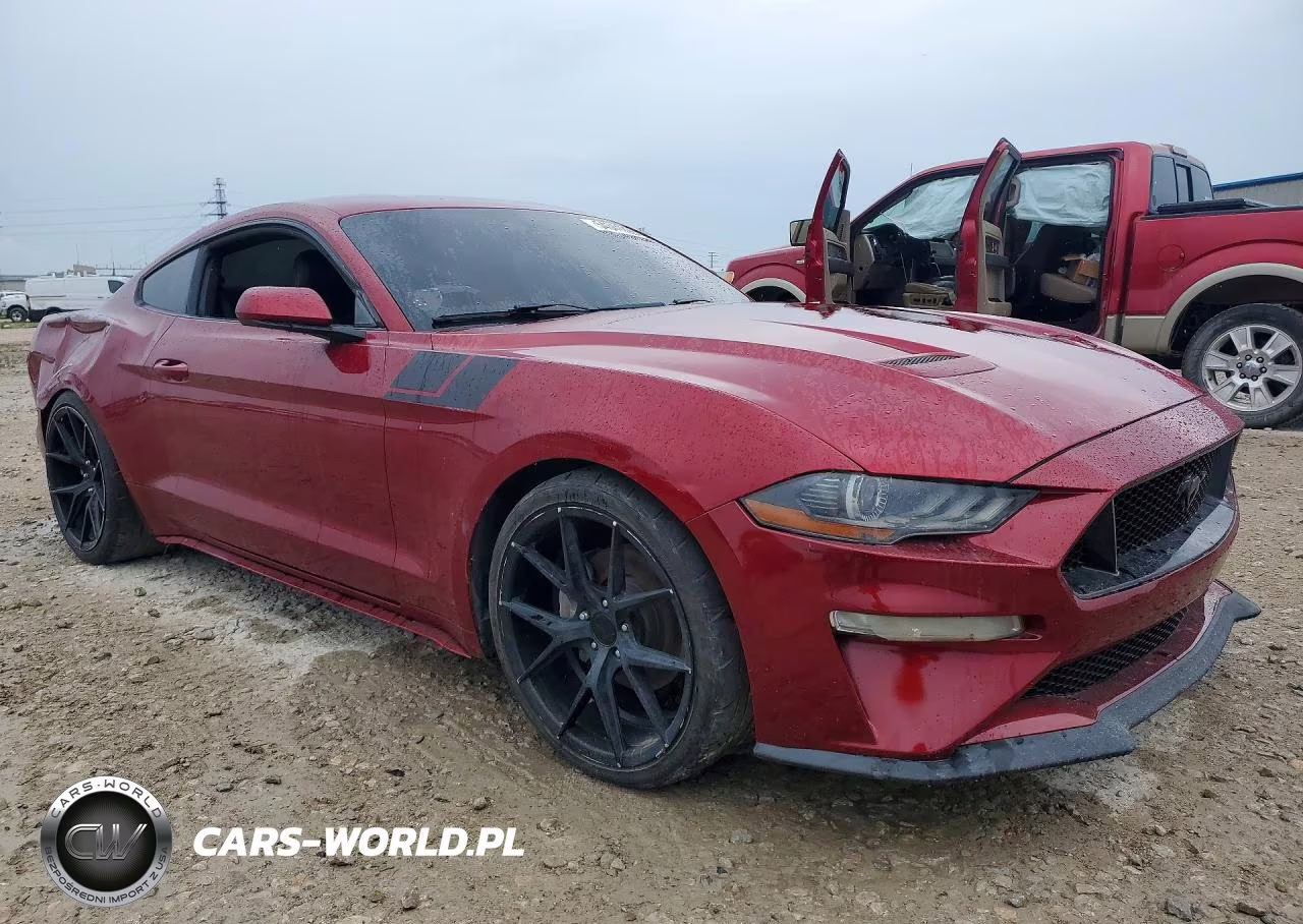 2018 Ford Mustang VIN:1FA6P8TH1J5146424 - 4
