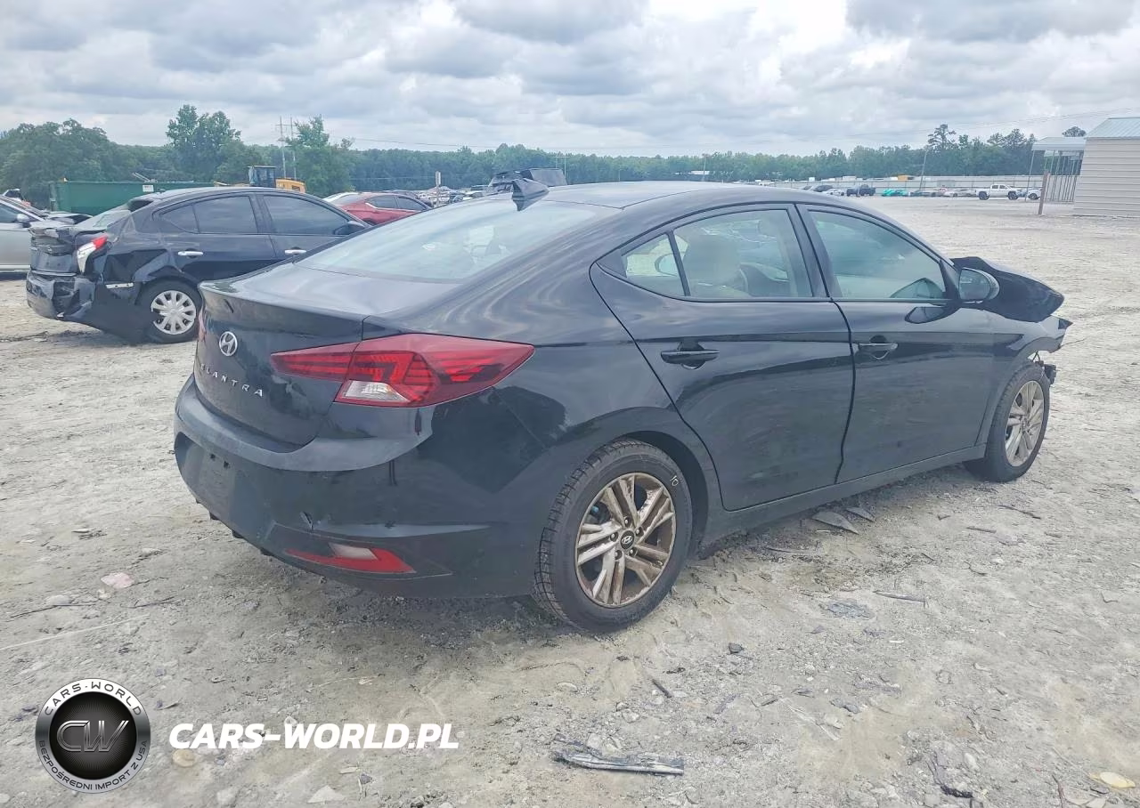 2020 Hyundai Elantra Value Edition VIN:5NPD84LF0LH605354 - 3