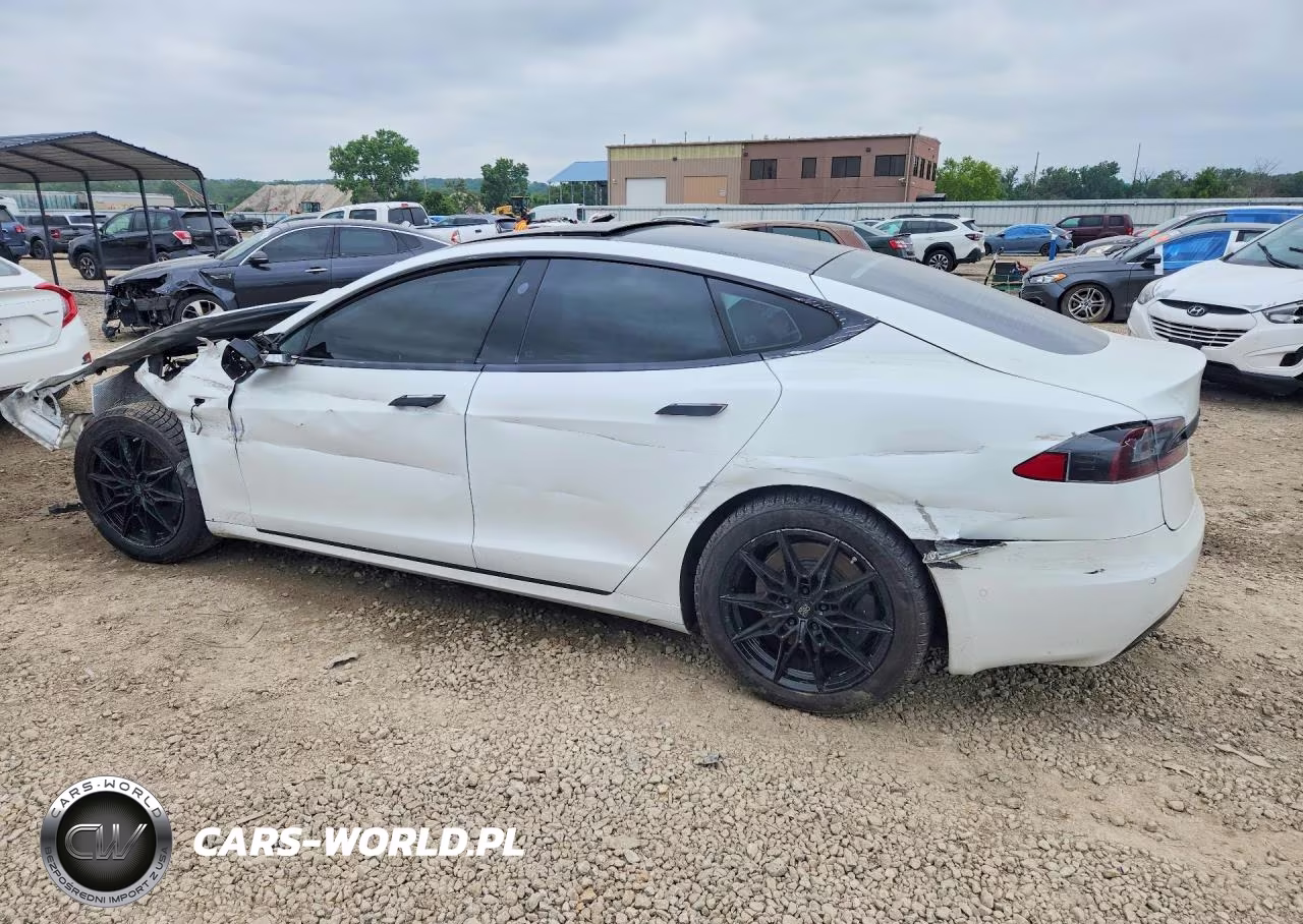 2017 Tesla Model S VIN:5YJSA1E25HF181311 - 2