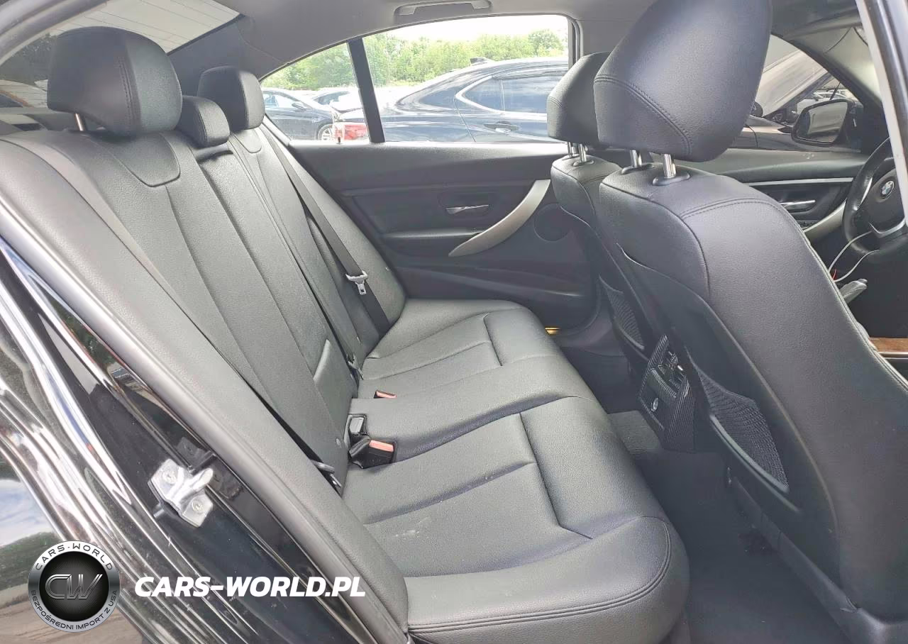 BMW 320I VIN:WBA8A3C54JK763747 - 10