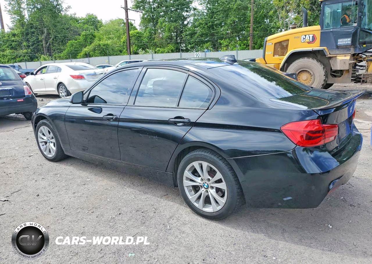 BMW 320I VIN:WBA8A3C54JK763747 - 2