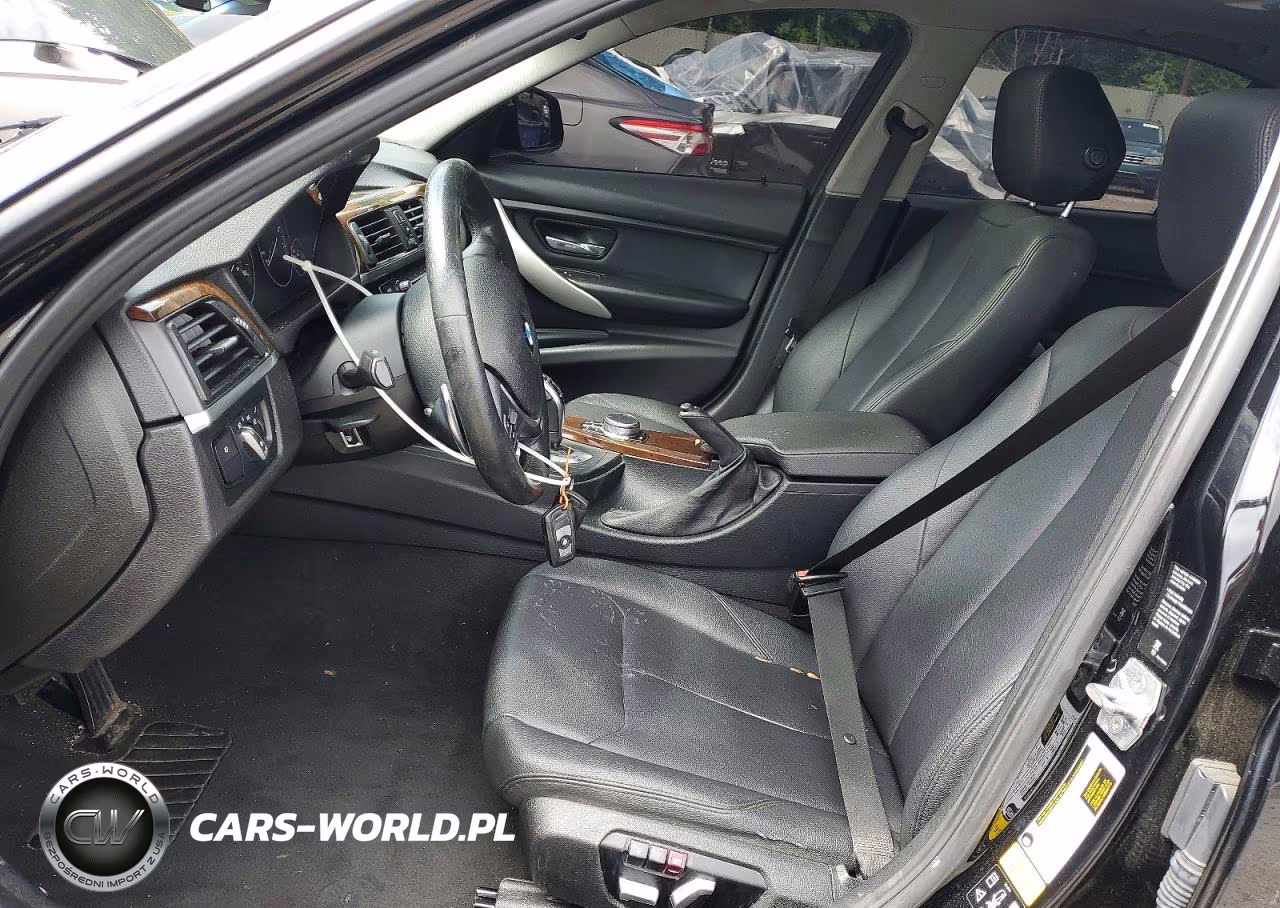 BMW 320I VIN:WBA8A3C54JK763747 - 7