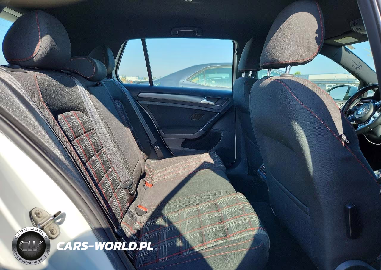 2018 Volkswagen Gti S VIN:3VW447AU2JM292732 - 10