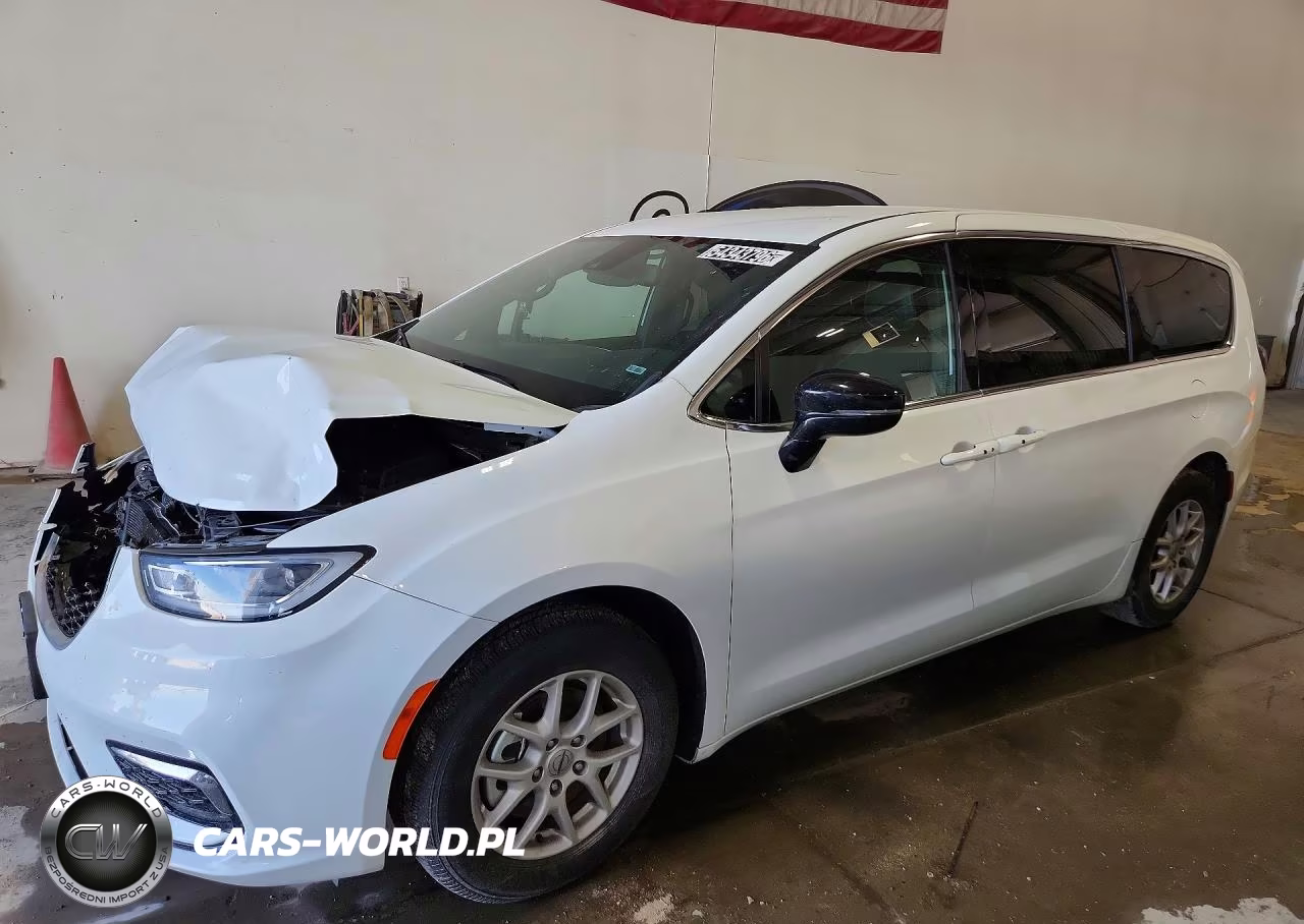 2025 Chrysler Pacifica Select