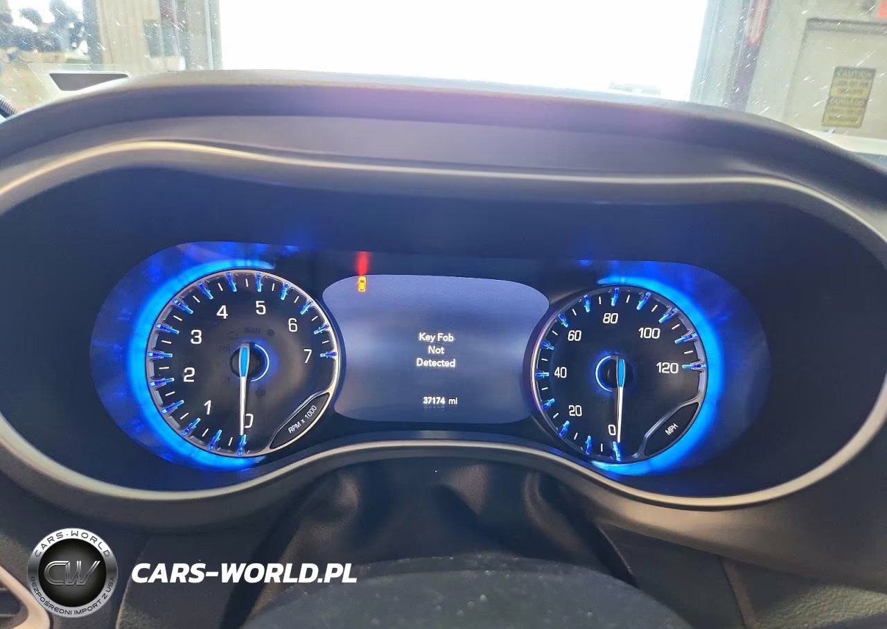 2025 Chrysler Pacifica Select VIN:2C4RC1BG7SR514807 - 9