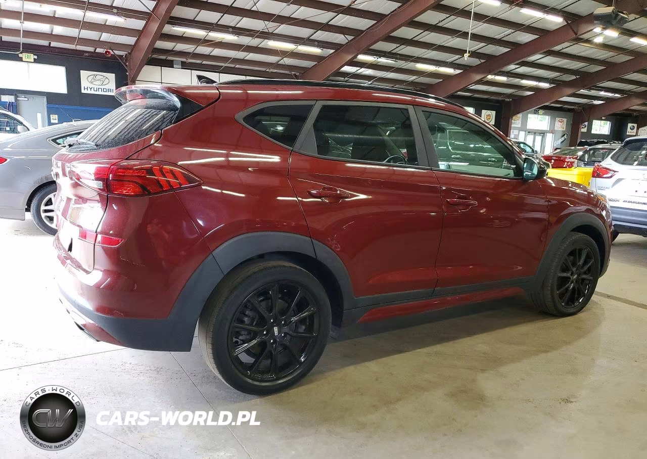 2019 Hyundai Tucson Night VIN:KM8J3CAL2KU990680 - 3