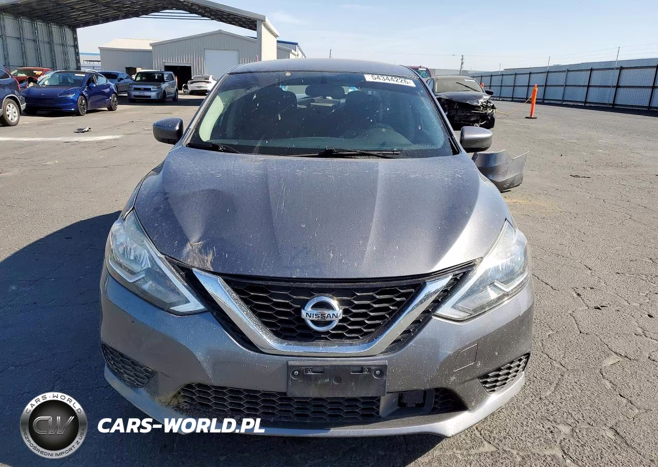 2018 Nissan Sentra S VIN:3N1AB7AP7JY303080 - 5