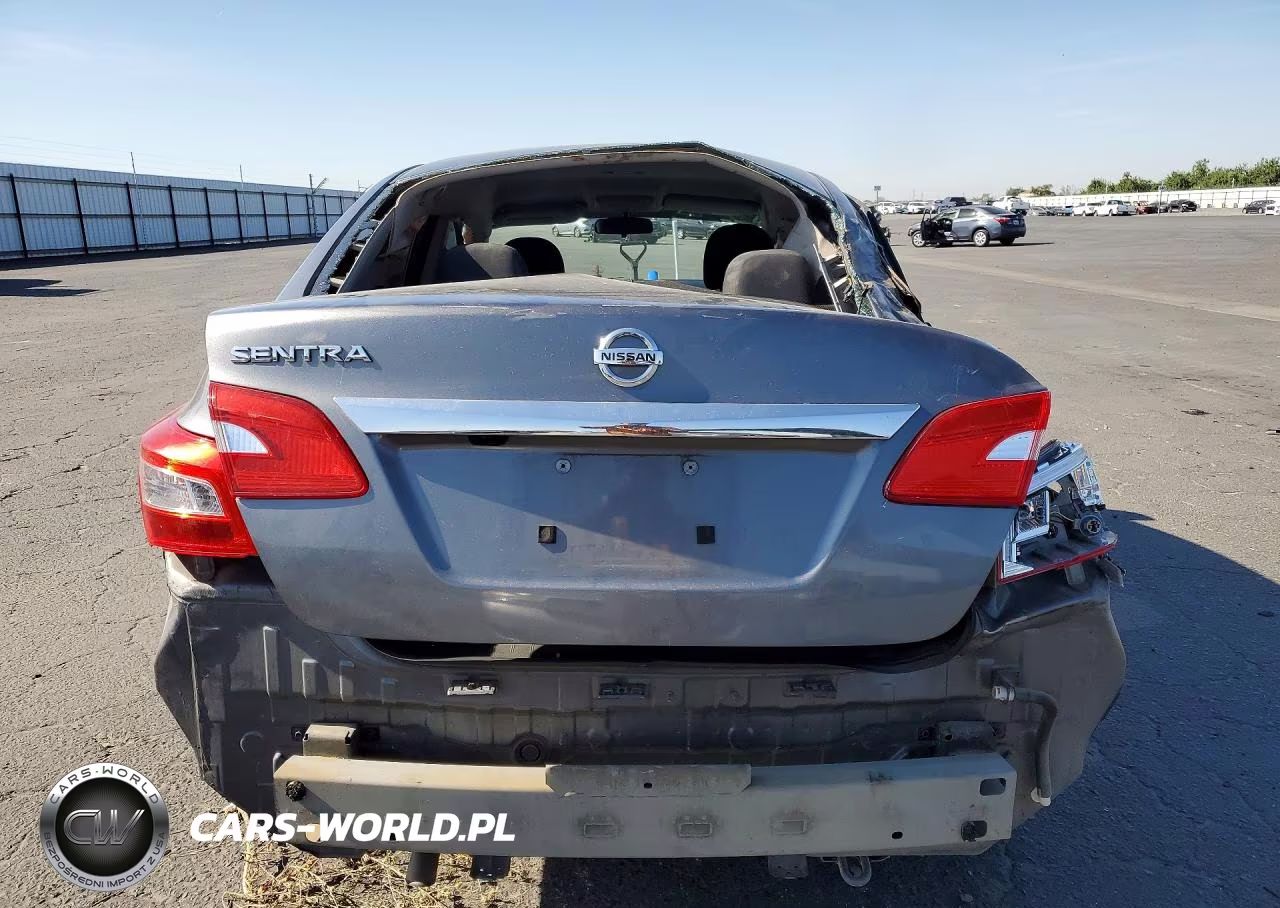2018 Nissan Sentra S VIN:3N1AB7AP7JY303080 - 6