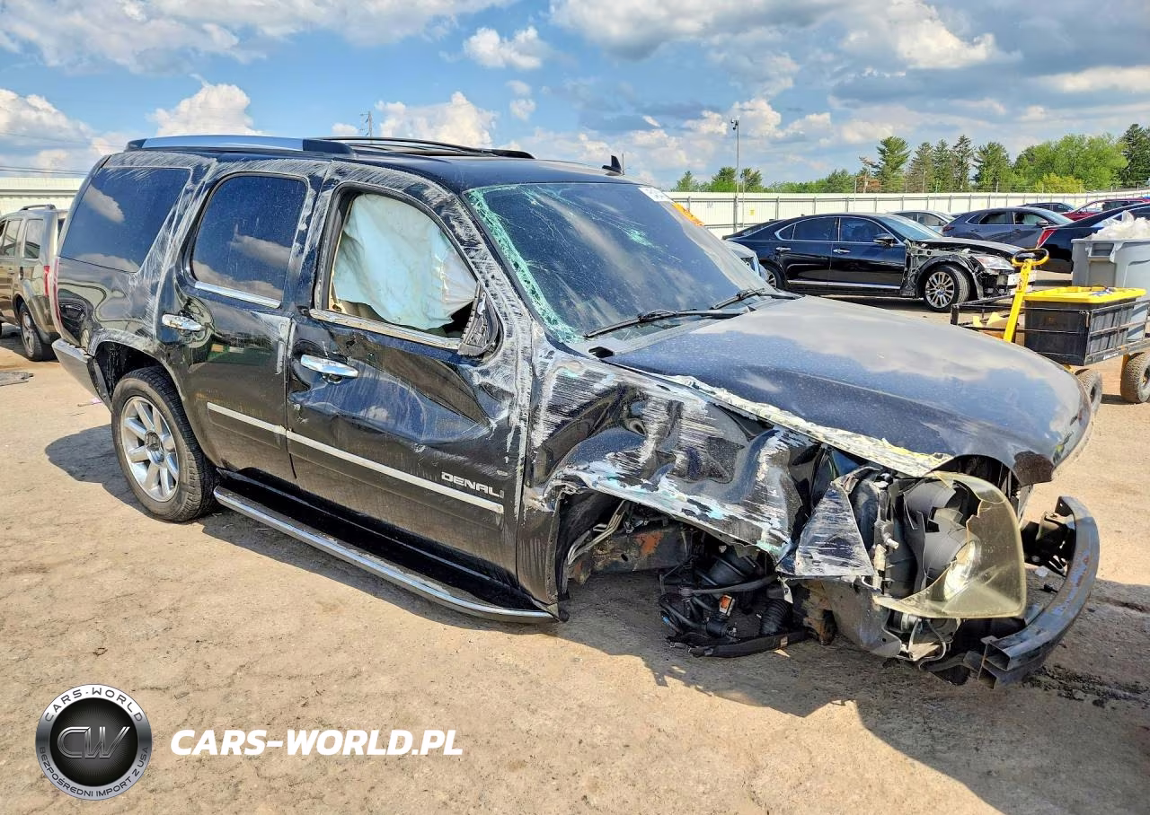 2010 GMC Yukon Denali VIN:1GKUKEEF1AR239581 - 4