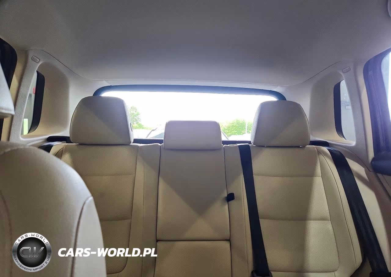2017 Volkswagen Tiguan S VIN:WVGBV7AXXHK000324 - 10