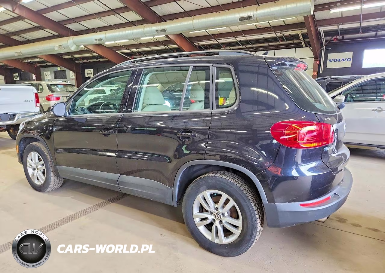 2017 Volkswagen Tiguan S VIN:WVGBV7AXXHK000324 - 2