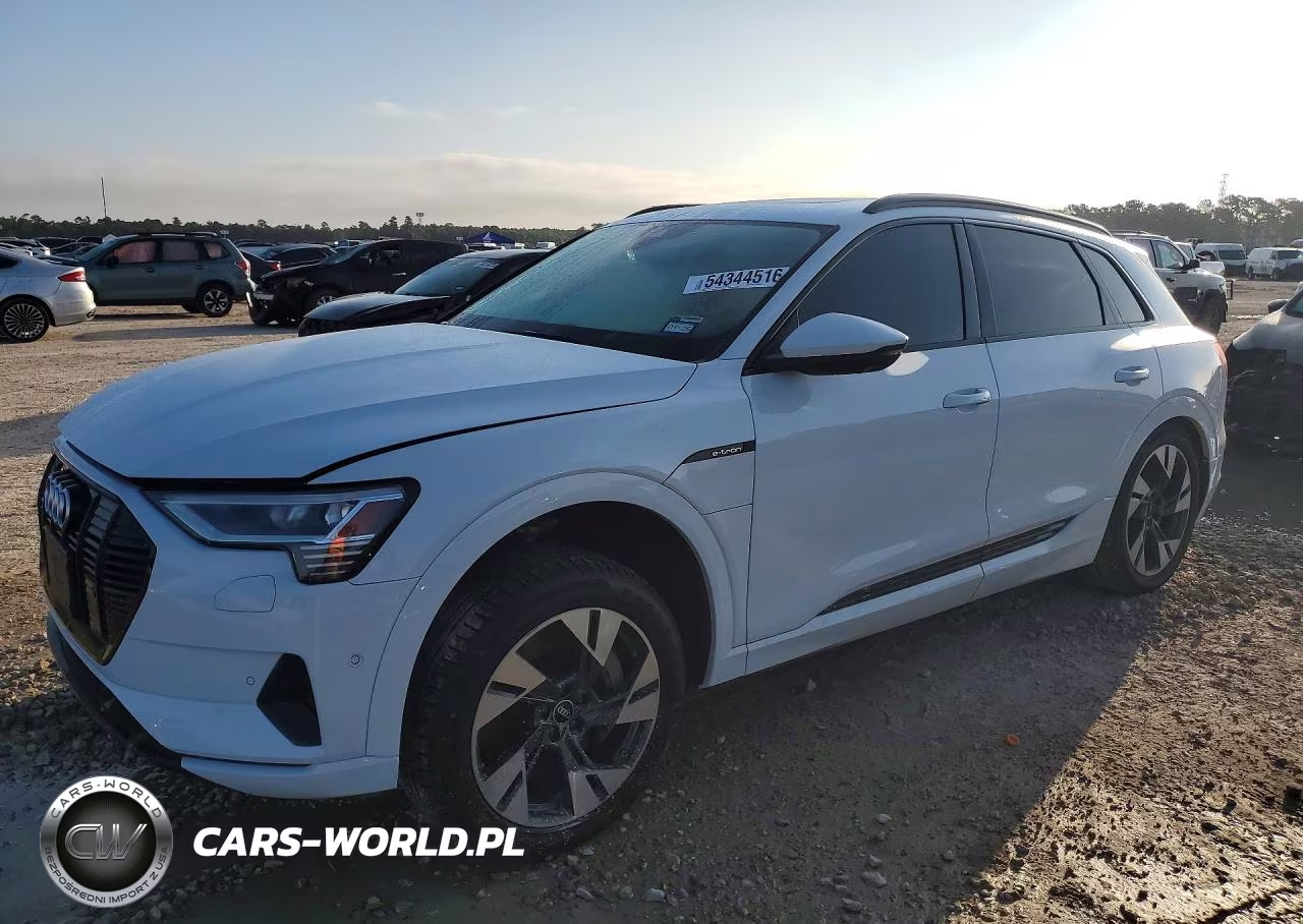 2022 Audi E-Tron Premium
