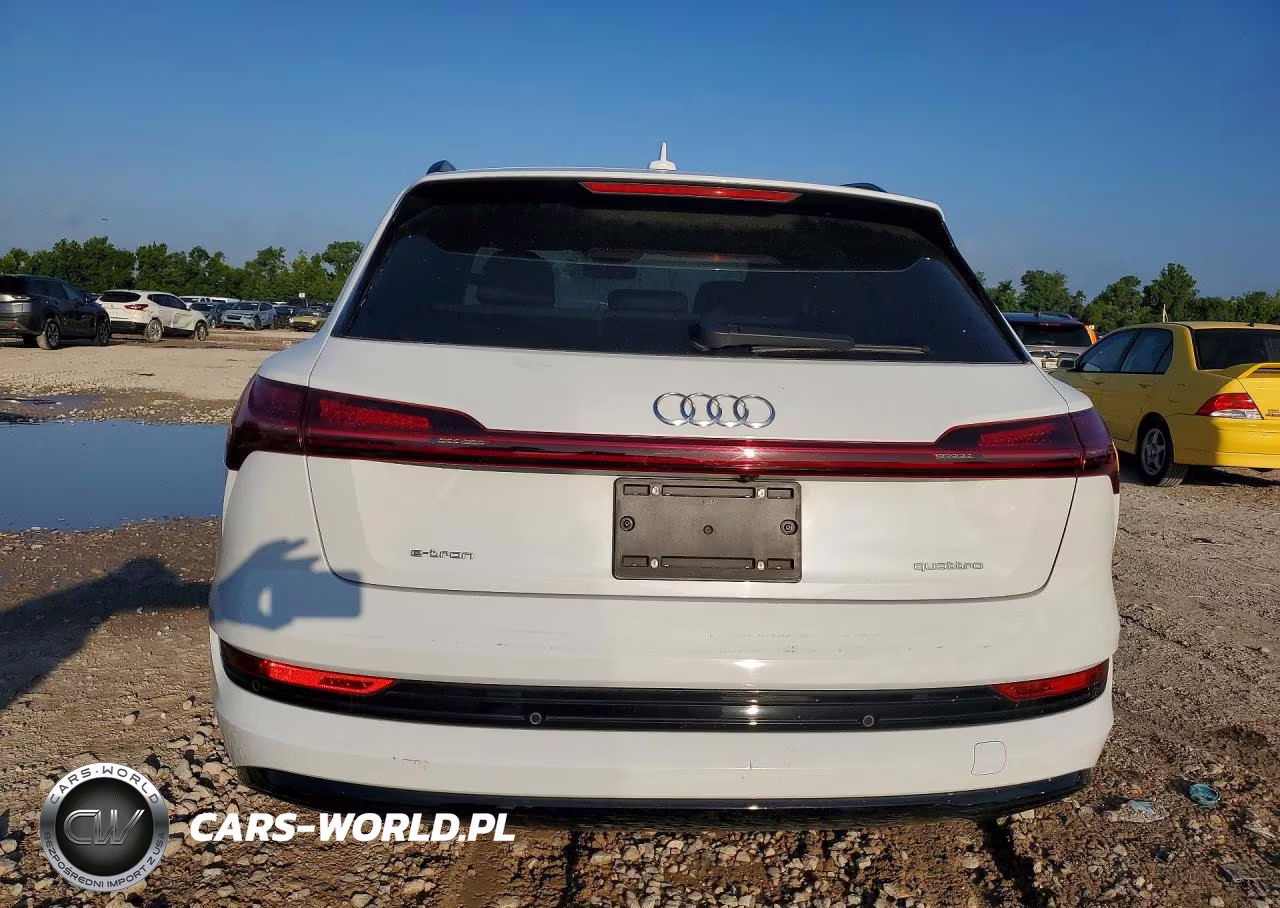 2022 Audi E-Tron Premium VIN:WA1AAAGE6NB012586 - 6