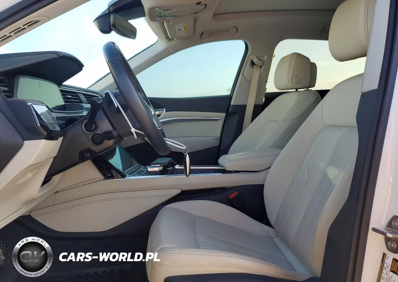 2022 Audi E-Tron Premium VIN:WA1AAAGE6NB012586 - 7
