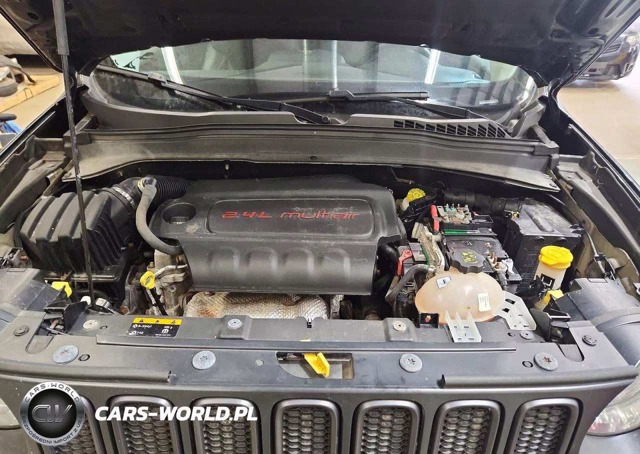 2016 Jeep Renegade Trailhawk VIN:ZACCJBCT9GPD28999 - 12