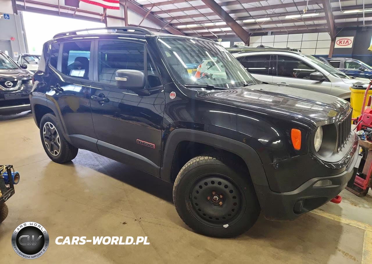 2016 Jeep Renegade Trailhawk VIN:ZACCJBCT9GPD28999 - 4