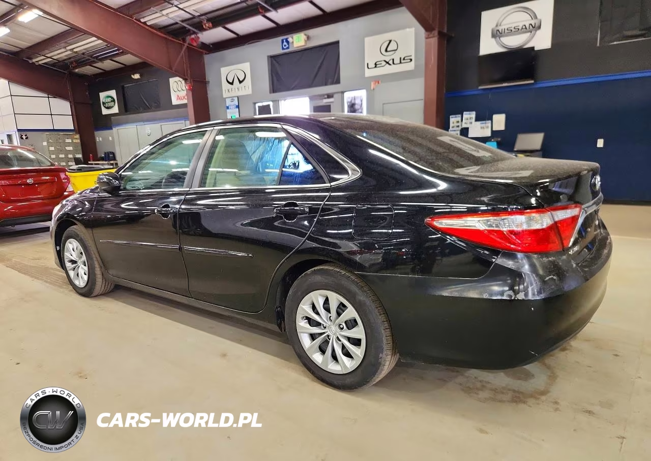 2016 Toyota Camry Le VIN:4T4BF1FKXGR518403 - 2