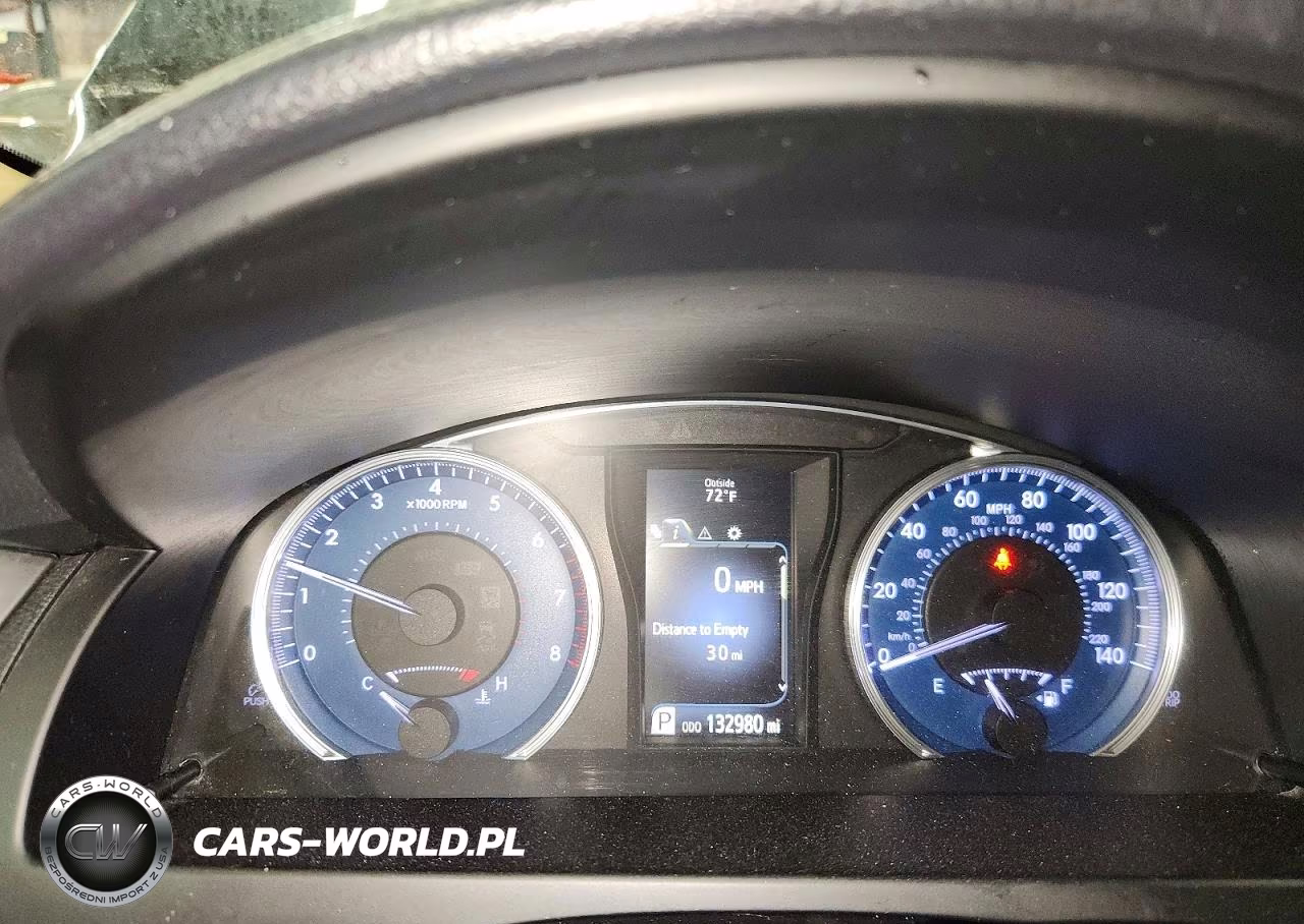 2016 Toyota Camry Le VIN:4T4BF1FKXGR518403 - 9