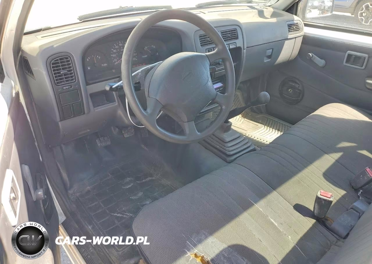 1997 Nissan Truck Base VIN:1N6SD11S2VC412569 - 8