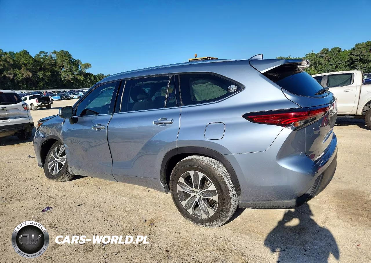2020 Toyota Highlander Xle VIN:5TDGZRAH5LS017715 - 2