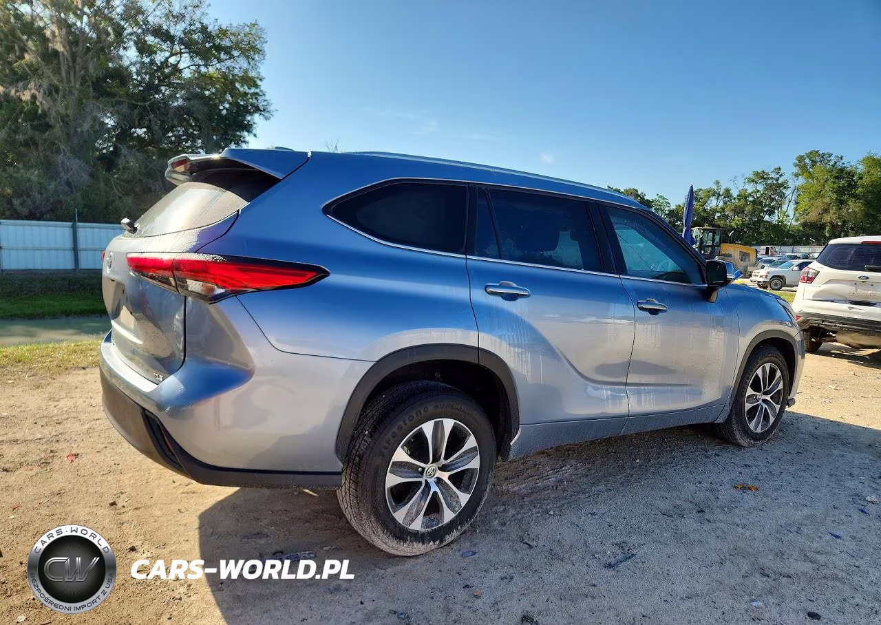 2020 Toyota Highlander Xle VIN:5TDGZRAH5LS017715 - 3