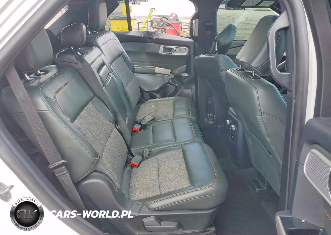 2024 Ford Explorer Timberline VIN:1FMSK8JHXRGA32587 - 11