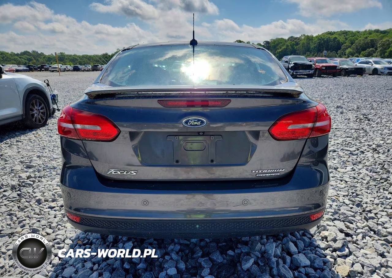 2015 Ford Focus Titanium VIN:1FADP3J23FL277706 - 6