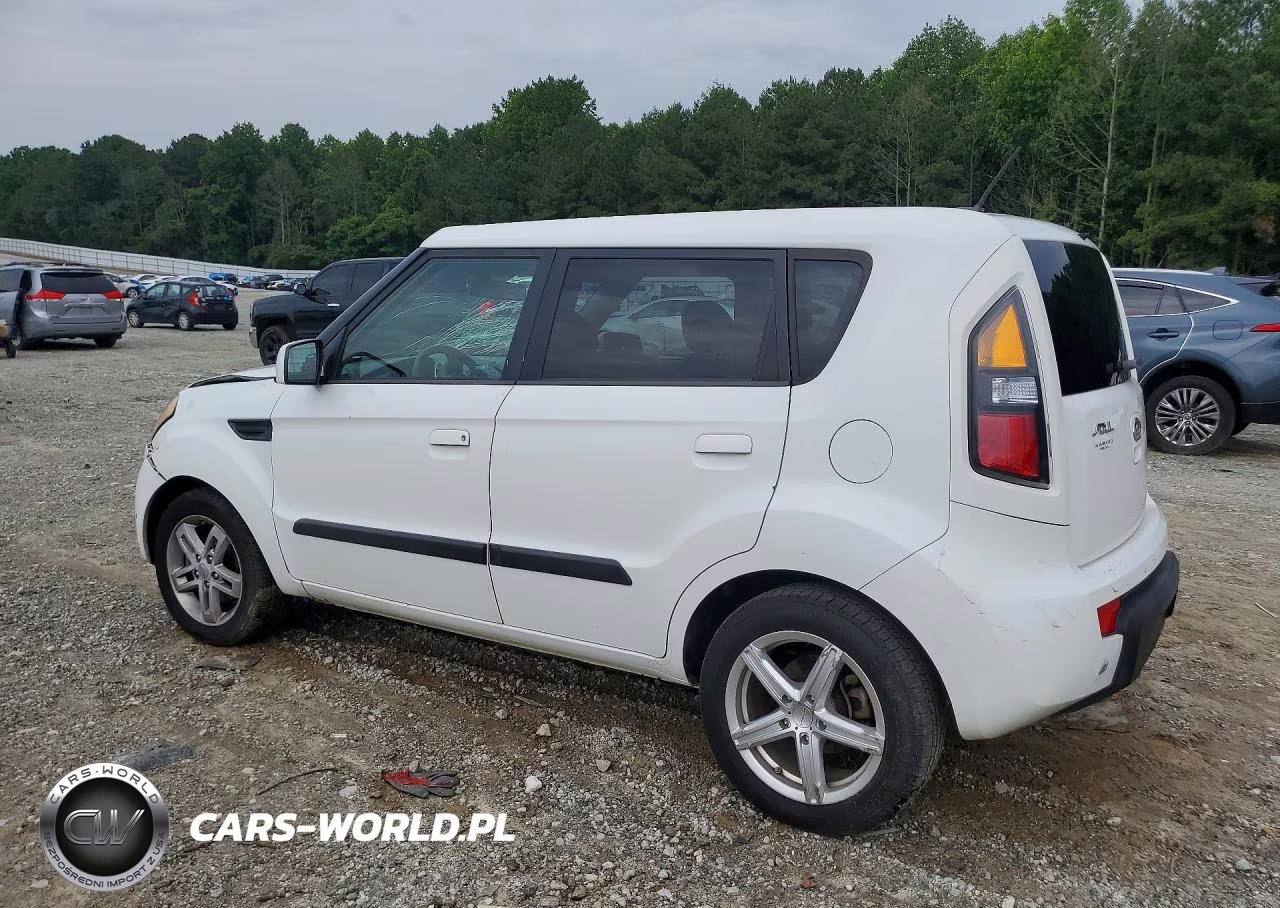 2010 Kia Soul + VIN:KNDJT2A22A7116705 - 2