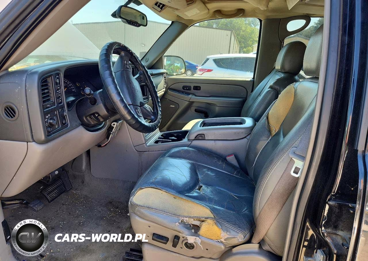 2005 Chevrolet Tahoe K1500 VIN:1GNEK13T35R176868 - 7