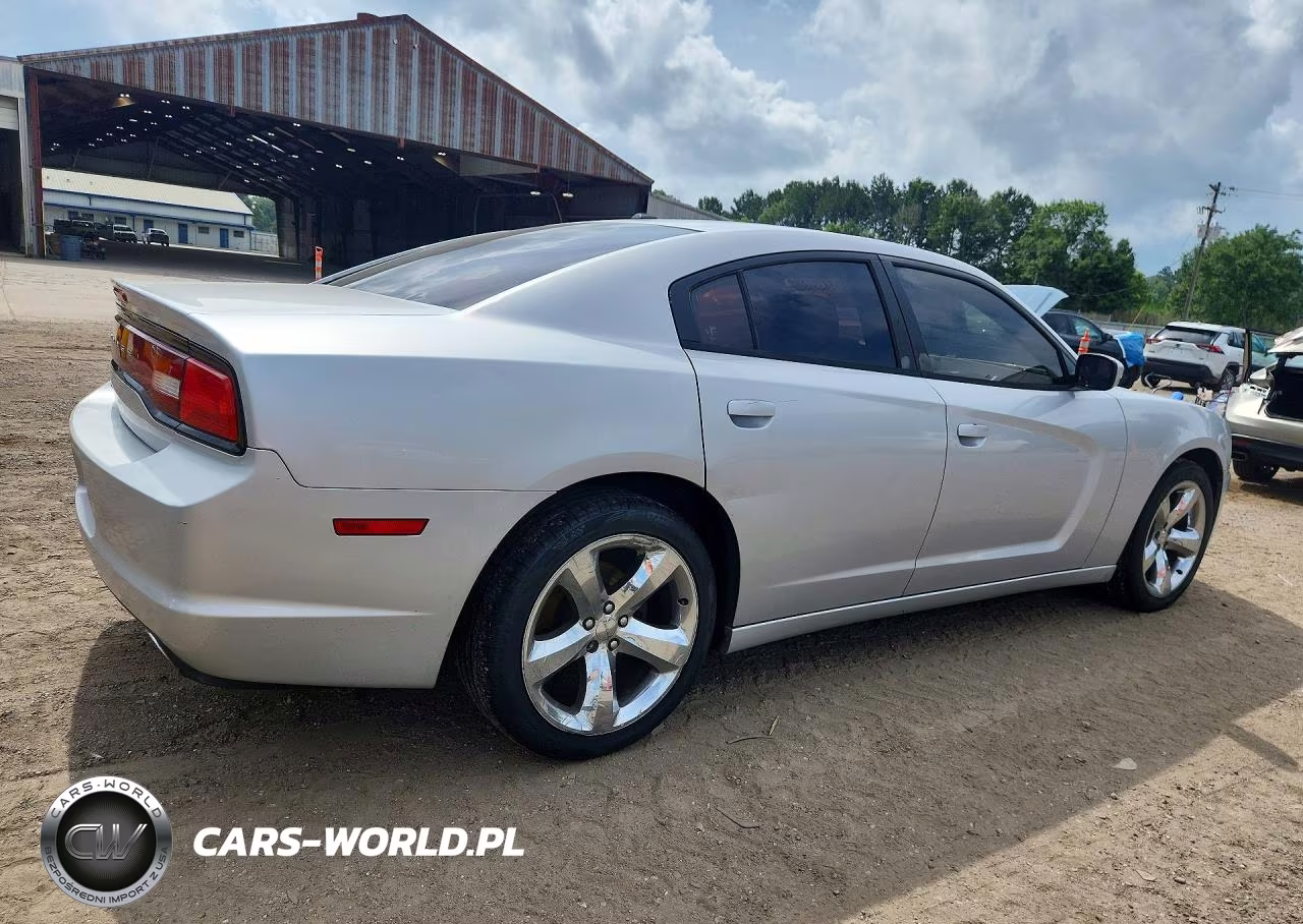 2011 Dodge Charger VIN:2B3CL3CG7BH613568 - 3