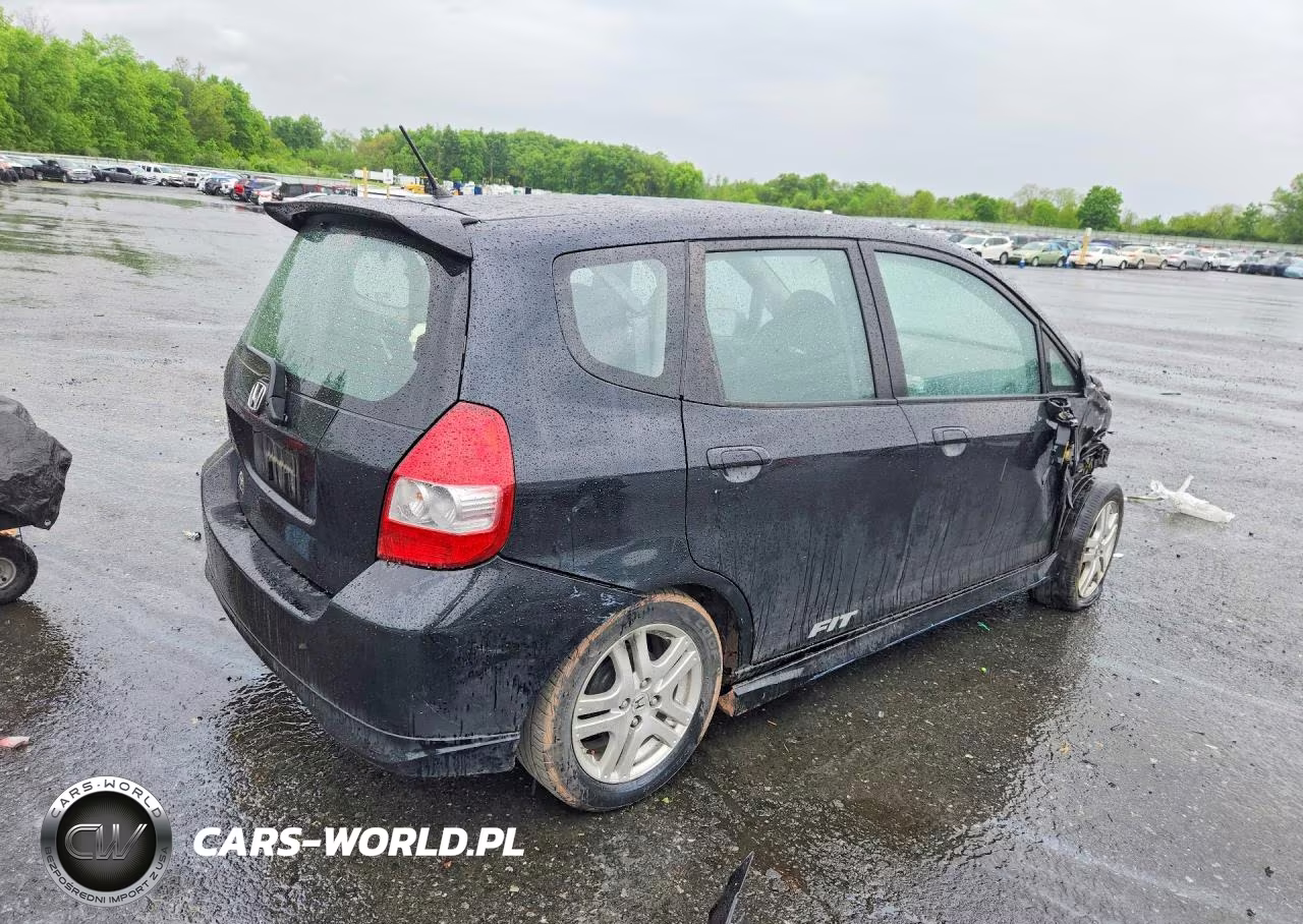 2008 Honda Fit Sport VIN:JHMGD37648S054947 - 3
